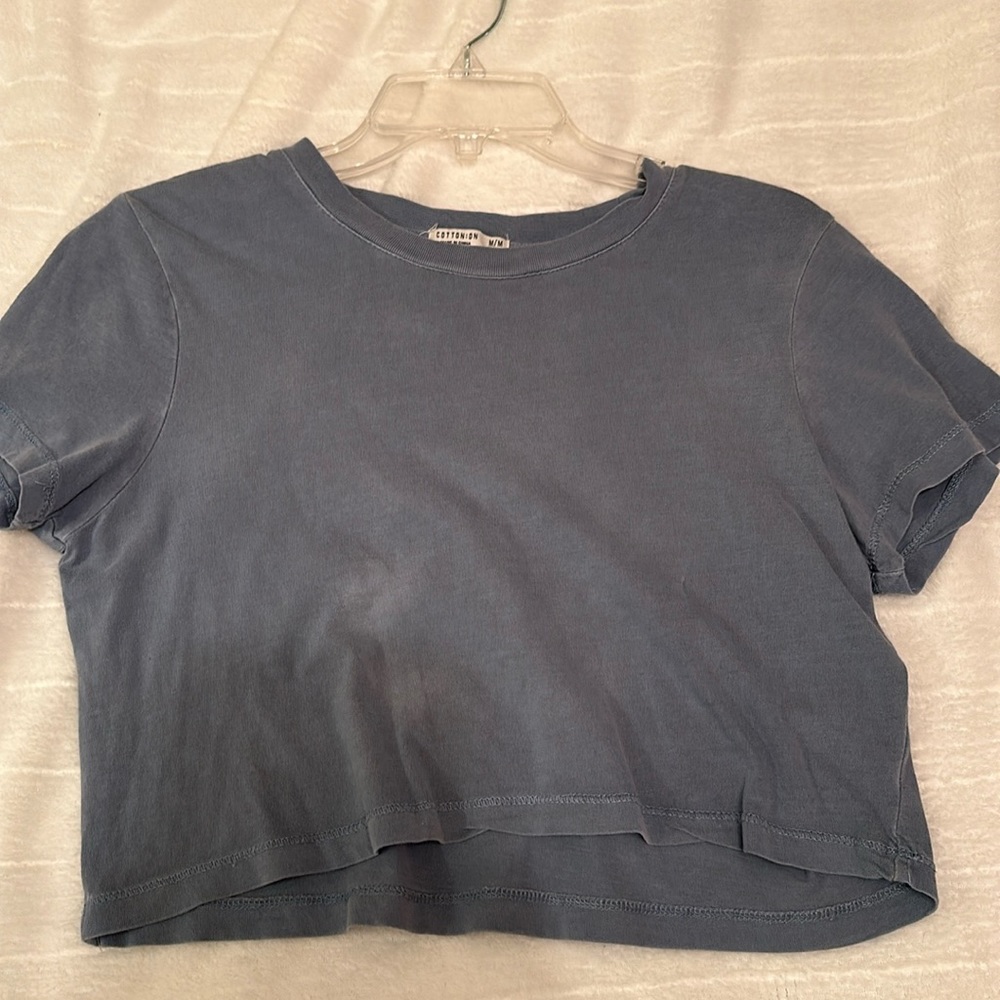 cropped tee